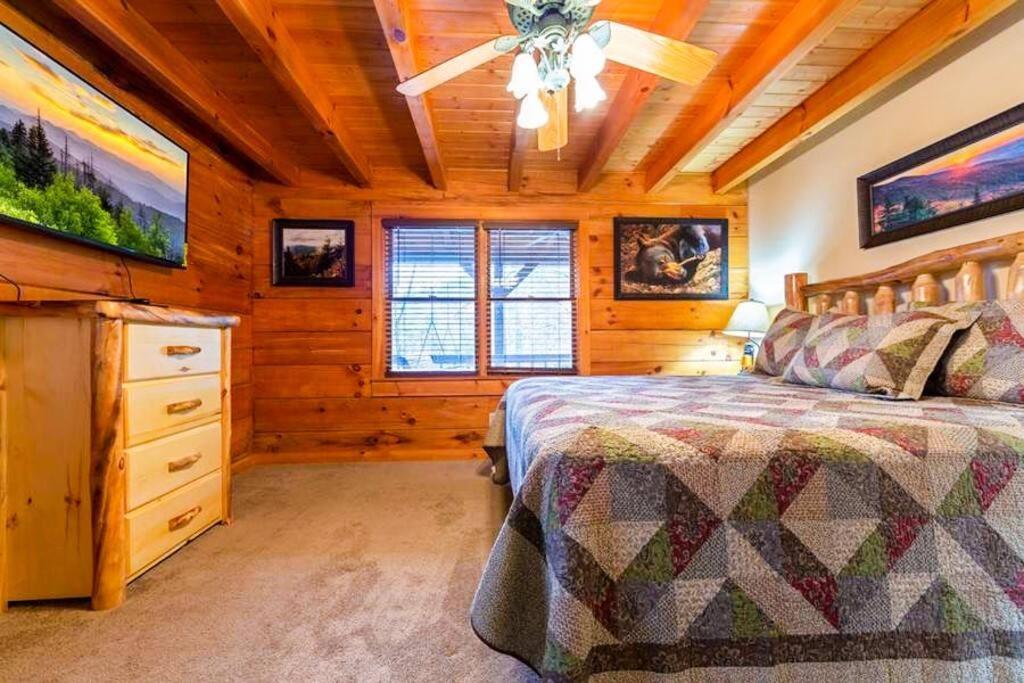 Pigeonforge Cabin Game Roomdog Friendlyhot Tub Pigeon Forge Buitenkant foto