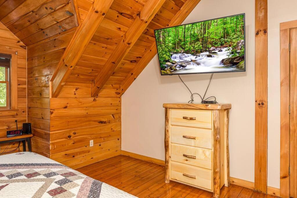 Pigeonforge Cabin Game Roomdog Friendlyhot Tub Pigeon Forge Buitenkant foto