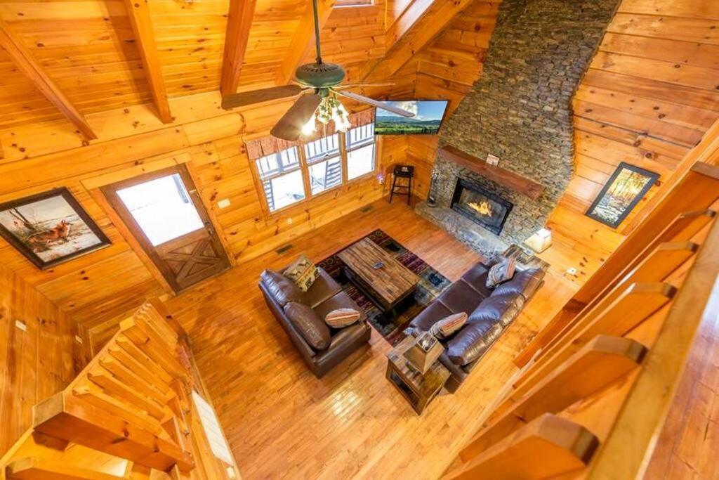 Pigeonforge Cabin Game Roomdog Friendlyhot Tub Pigeon Forge Buitenkant foto